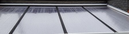 Polycarbonaat kanaalplaat 16mm  breed 98cm lengte 300cm