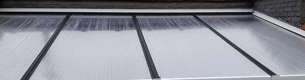 Polycarbonaat kanaalplaat 16mm  breed 98cm lengte 300cm